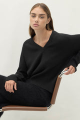 SYDNEY V-NECK CASHMERE SWEATER