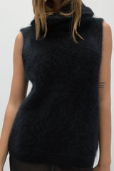 CHIARA SLEEVELESS TURTLENECK SWEATER