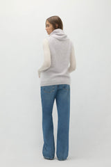 CHIARA SLEEVELESS TURTLENECK SWEATER
